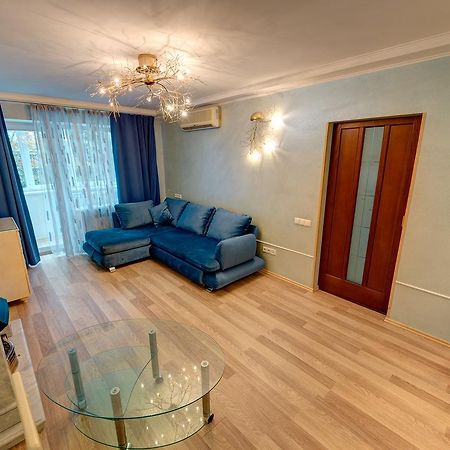 Apartamenty Na Dragomirova 10A Киев Экстерьер фото