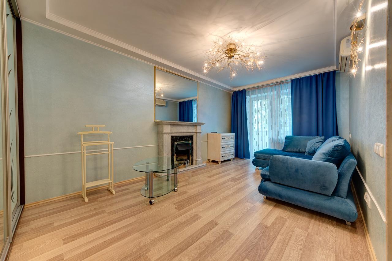 Apartamenty Na Dragomirova 10A Киев Экстерьер фото