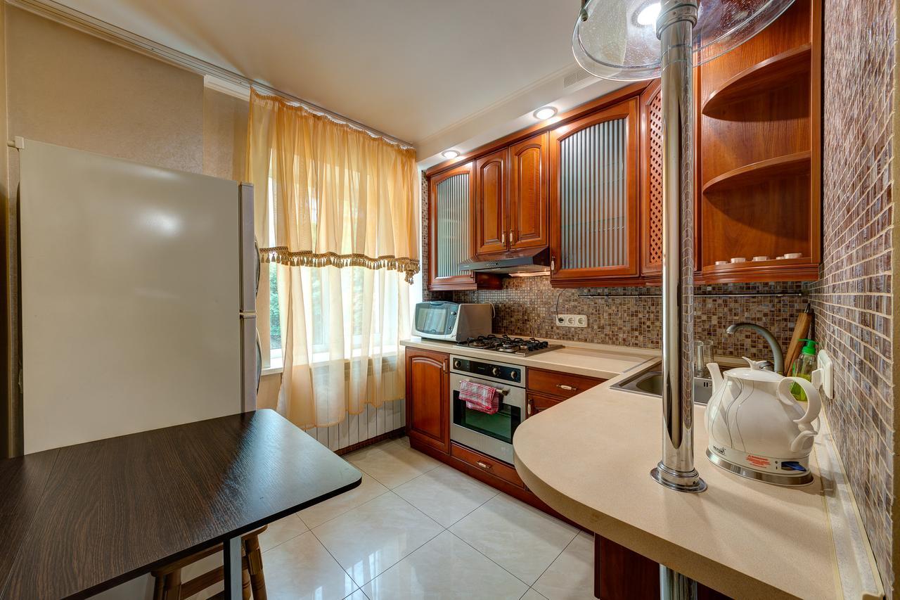 Apartamenty Na Dragomirova 10A Киев Экстерьер фото